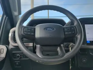 Ford F-150 2024 4x2 XL 2dr Cab regular 8 ft.