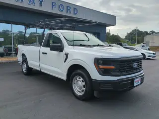 Ford F-150 2024 4x2 XL 2dr Cab regular 8 ft.