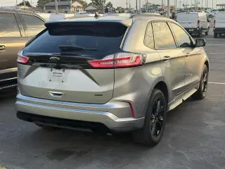 Ford Edge 2022 AWD SE 4dr Crossover