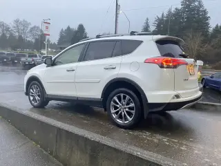 Toyota RAV4 2017 AWD Limited 4dr SUV