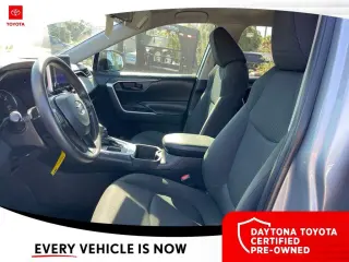 Toyota RAV4 2024 LE 4dr SUV
