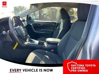 Toyota RAV4 2024 LE 4dr SUV