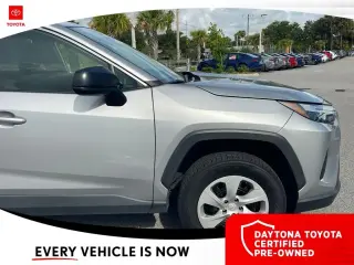 Toyota RAV4 2024 LE 4dr SUV