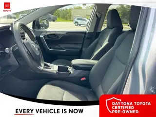 Toyota RAV4 2024 LE 4dr SUV