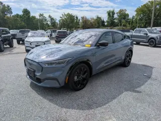 Ford Mustang Mach-E 2023 AWD Premium 4dr SUV