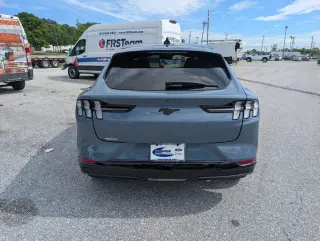 Ford Mustang Mach-E 2023 AWD Premium 4dr SUV