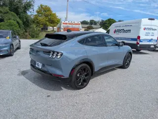 Ford Mustang Mach-E 2023 AWD Premium 4dr SUV
