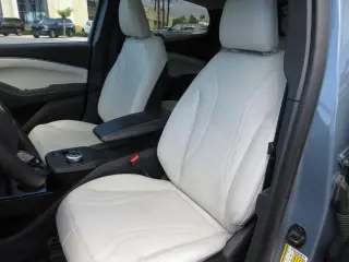 Ford Mustang Mach-E 2023 Premium 4dr SUV