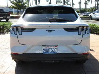 Ford Mustang Mach-E 2023 Select 4dr SUV