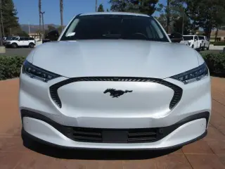 Ford Mustang Mach-E 2023 Select 4dr SUV