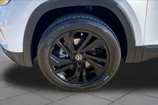 Volkswagen Atlas 2022 V6 SE 4dr SUV con Tecnología