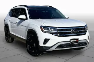 Volkswagen Atlas 2022 V6 SE 4dr SUV con Tecnología