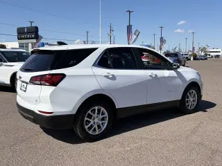 Chevrolet Equinox 2023 LT 4dr SUV con 1LT