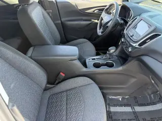 Chevrolet Equinox 2023 LT 4dr SUV con 1LT
