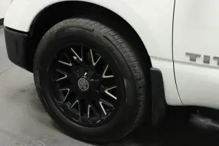 Nissan Titan 2019 4x4 S 4p Cabaña de Tripulante