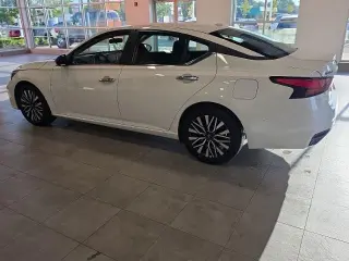 Nissan Altima 2025 2.5 SV 4dr Sed an