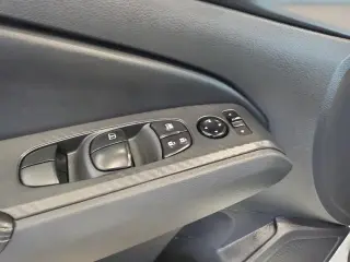 Nissan Altima 2025 2.5 SV 4dr Sed an