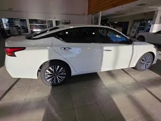 Nissan Altima 2025 2.5 SV 4dr Sed an