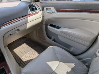 Chrysler 300 2011 C 4dr Sedan