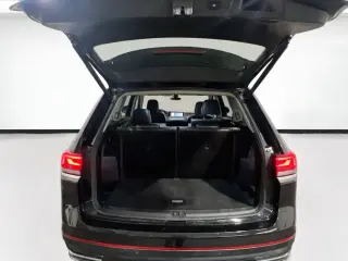 Volkswagen Atlas 2024 AWD SE 4Motion 4dr SUV con Tecnología