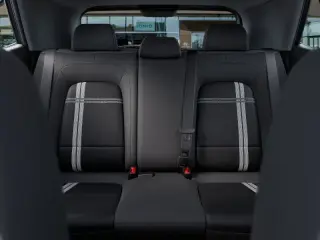 Hyundai VENUE 2026 SEL 4dr Crossover con techo de dos tonos