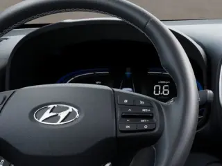 Hyundai VENUE 2026 SEL 4dr Crossover con techo de dos tonos