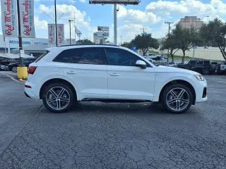 Audi Q5 2023 AWD e quattro S line Premium Plus 55 TFSI 4dr SUV