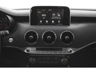 Kia Stinger 2019 4p Sedana
