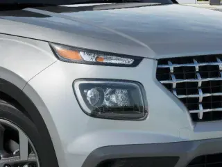 Hyundai VENUE 2026 SEL 4dr Crossover con techo de dos tonos
