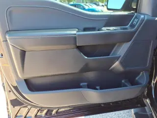 Ford F-150 2024 4x4 XLT 4p SuperCrew 5.5 ft. CB