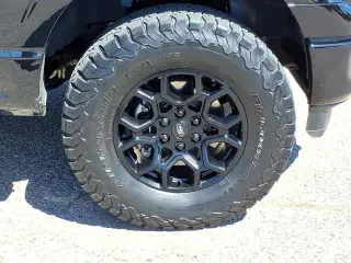 Ford F-150 2024 4x4 XLT 4p SuperCrew 5.5 ft. CB