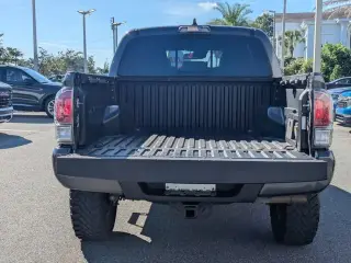 Toyota Tacoma 2022 4x4 SR V6 4p Cab Doble 5.0 ft SB