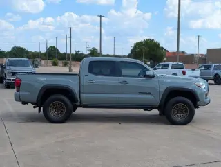 Toyota Tacoma 2023 4x4 TRD Pro 4p Doble Cabina 5.0 ft CB 6M