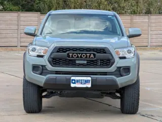 Toyota Tacoma 2023 4x4 TRD Pro 4p Doble Cabina 5.0 ft CB 6M