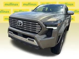 Toyota Tacoma 2024 4x4 Limited 4dr Double Cab 5.0 ft SB