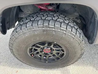 Toyota Tacoma 2023 4x4 TRD Pro 4dr Double Cab 5.0 ft SB 6A