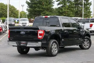 Ford F-150 2022 4x4 Lariat 4p SuperCab 5.5 ft. ST
