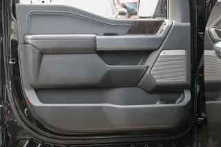 Ford F-150 2022 4x4 Lariat 4p SuperCab 5.5 ft. ST