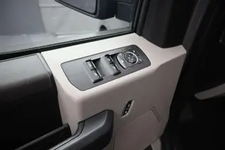 Ford F-150 2018 4x2 XL 4dr SuperCrew 5.5 ft. SB
