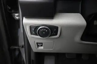 Ford F-150 2018 4x2 XL 4dr SuperCrew 5.5 ft. SB