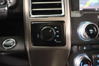 Ford F-150 2015 4x4 Platinum 4dr SuperCrew 6.5 ft. SB