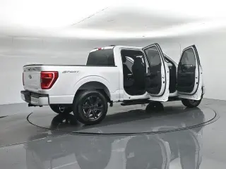 Ford F-150 2023 4x2 XLT 4dr SuperCrew 5.5 ft. SB