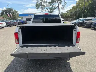 Ford F-150 2019 4x2 Lariat 4dr SuperCrew con motor 5.5 ft. SB