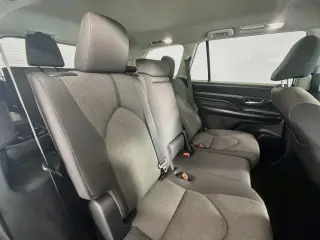 Toyota Grand Highlander 2025 LE 4dr SUV