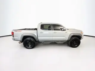 Toyota Tacoma 2019 4x4 TRD Sport 4dr Double Cab 5.0 ft SB 6A