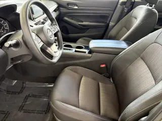 Nissan Altima 2024 2.5 SV 4dr Sedán
