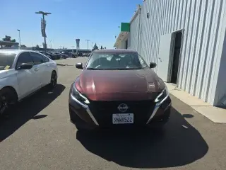 Nissan Altima 2025 2.5 SV 4dr Sedán