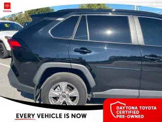 Toyota RAV4 2025 AWD XLE 4dr SUV