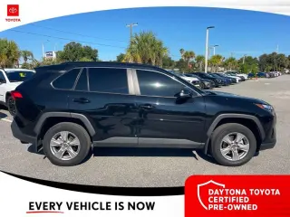 Toyota RAV4 2025 AWD XLE 4dr SUV
