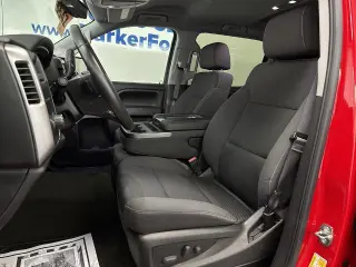 Chevrolet Silverado 1500 2015 4x2 LT 4dr Cab con 5.8 pies de largo